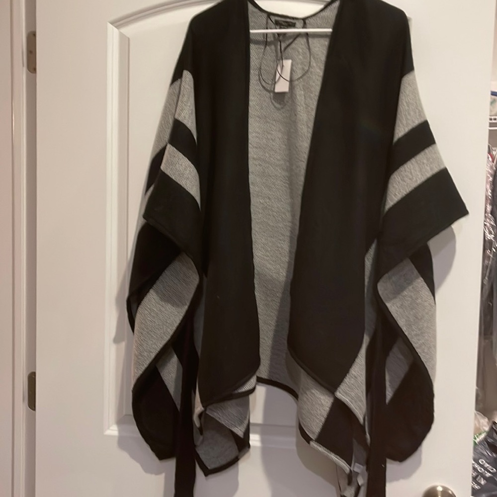Ann Taylor cape